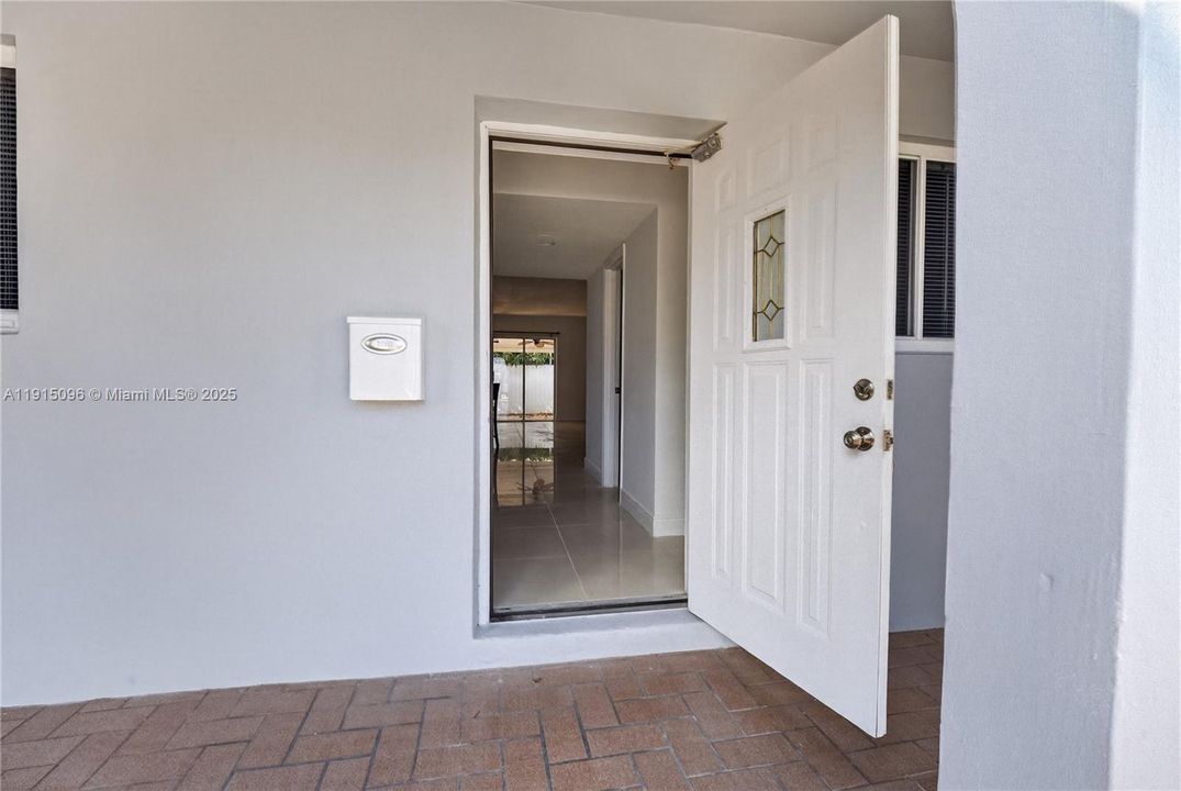 待售: $515,000 (3 贝兹, 2 浴室, 1606 平方英尺)