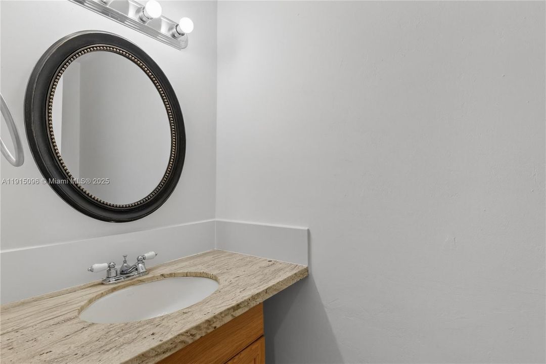 待售: $515,000 (3 贝兹, 2 浴室, 1606 平方英尺)