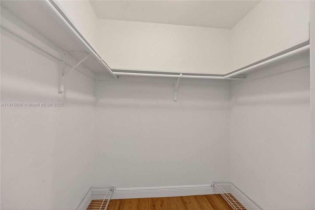 待售: $515,000 (3 贝兹, 2 浴室, 1606 平方英尺)