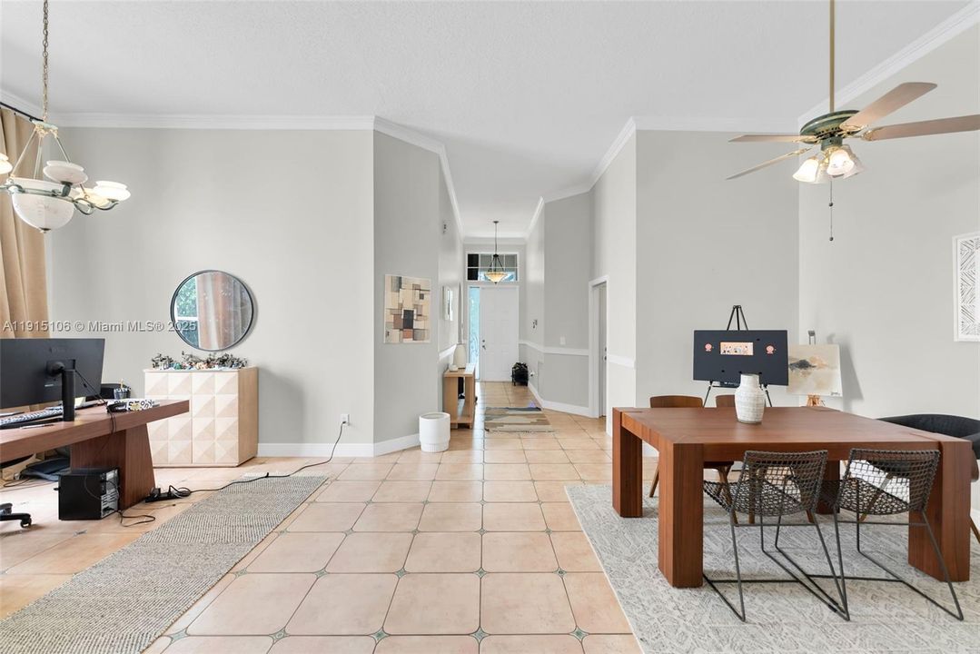 For Rent: $5,000 (3 beds, 2 baths, 1903 Square Feet)