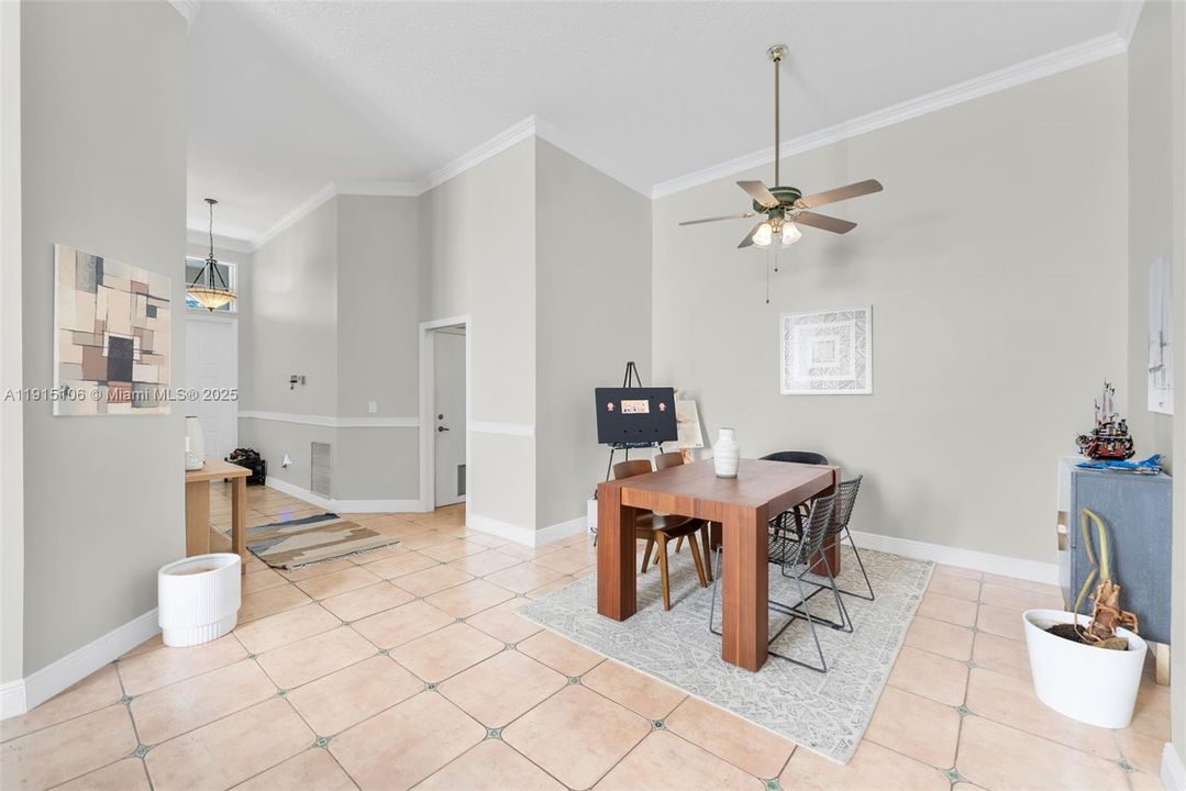 For Rent: $5,000 (3 beds, 2 baths, 1903 Square Feet)