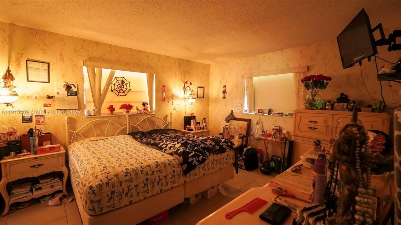 En Venta: $102,999 (1 camas, 1 baños, 783 Pies cuadrados)