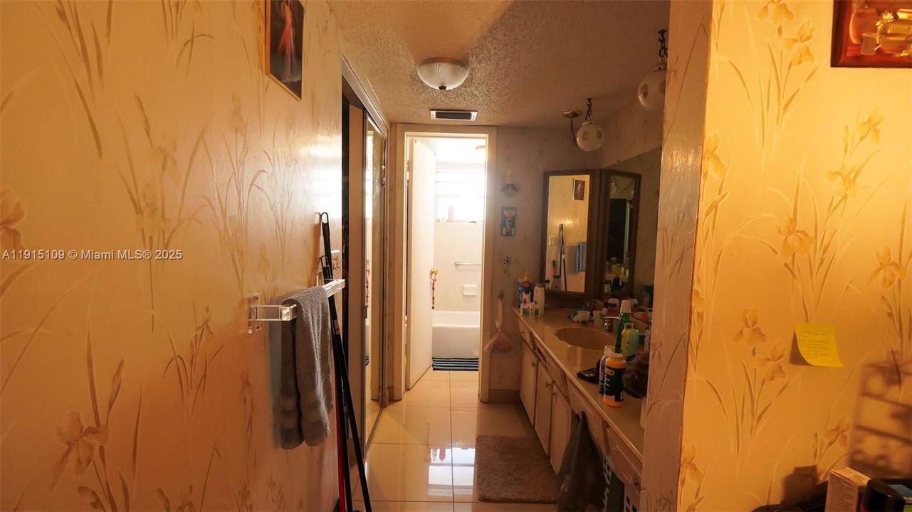 En Venta: $102,999 (1 camas, 1 baños, 783 Pies cuadrados)