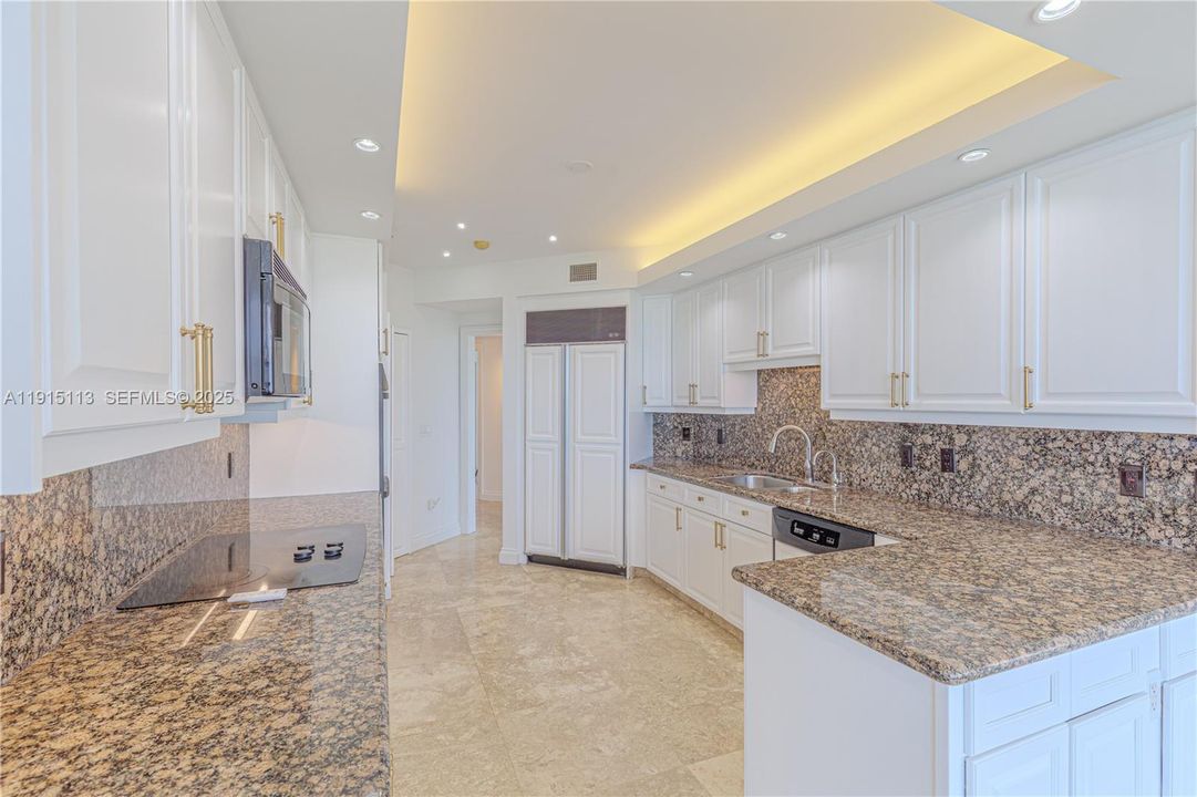 На продажу: $1,375,000 (3 спален, 2 ванн, 2233 Квадратных фут)