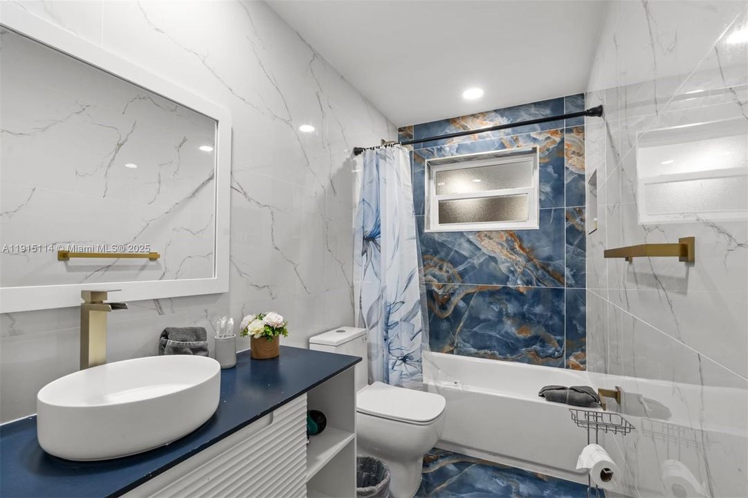 For Rent: $4,850 (3 beds, 2 baths, 1531 Square Feet)