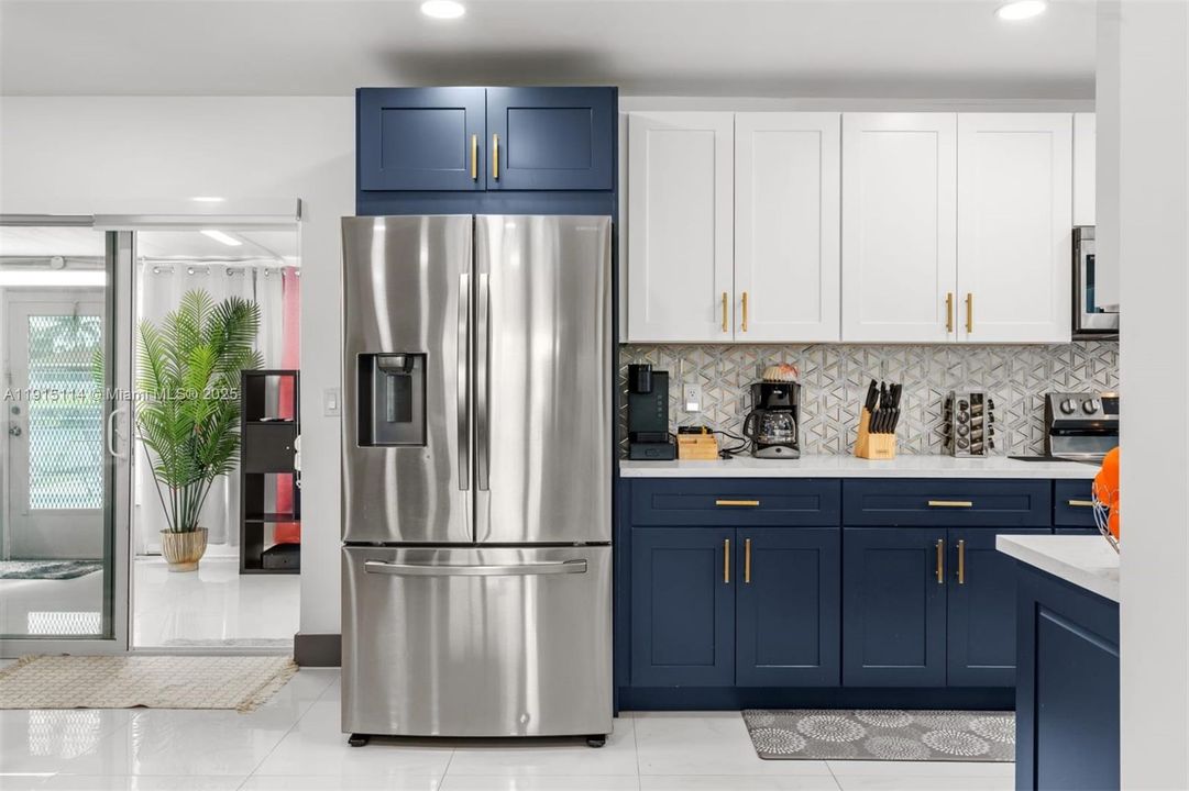 For Rent: $4,850 (3 beds, 2 baths, 1531 Square Feet)