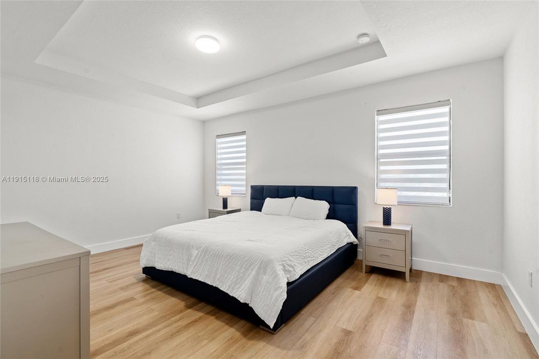 En Venta: $839,999 (4 camas, 3 baños, 3139 Pies cuadrados)