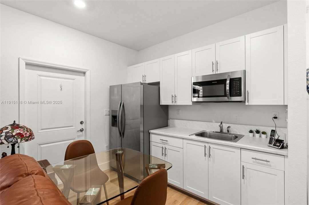 En Venta: $839,999 (4 camas, 3 baños, 3139 Pies cuadrados)