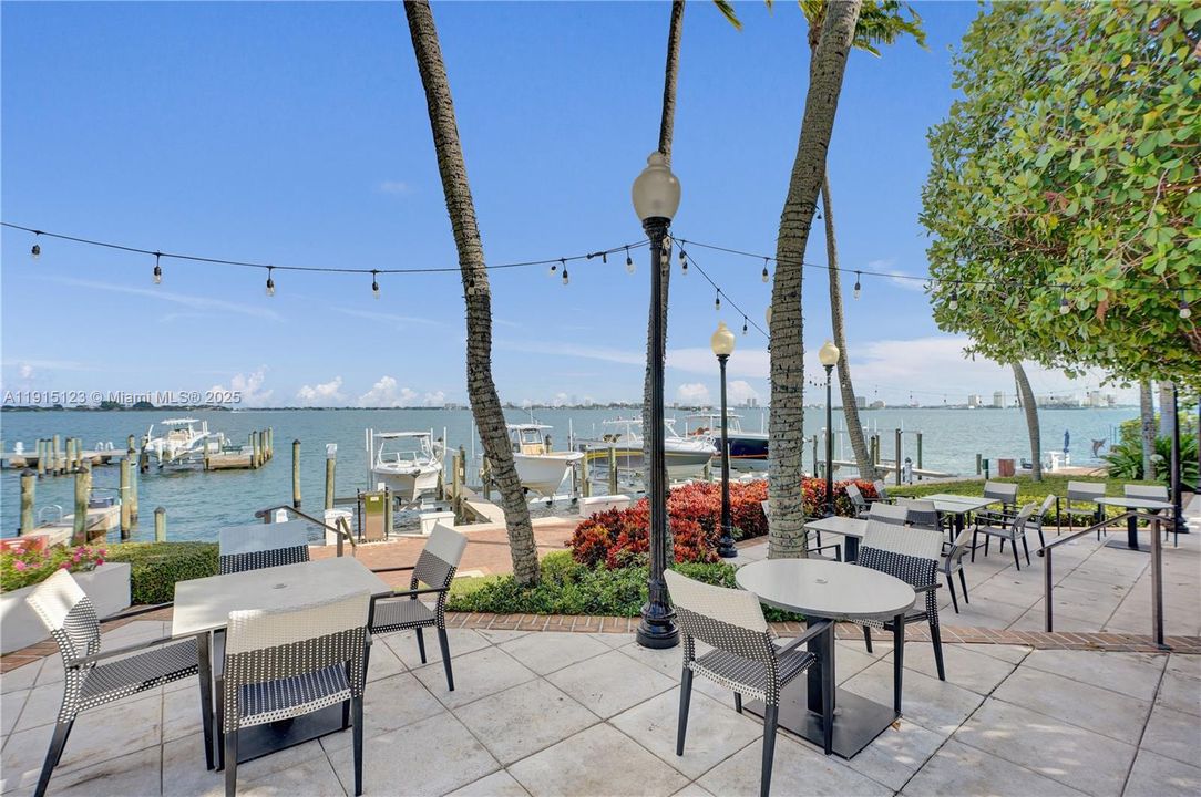 For Sale: $350,000 (2 beds, 2 baths, 1544 Square Feet)