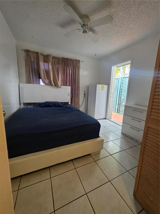 For Rent: $900 (1 beds, 1 baths, 1747 Square Feet)