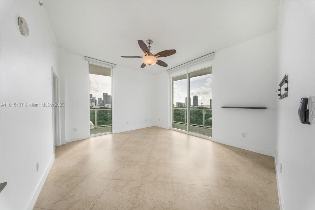 Recently Rented: $4,200 (2 beds, 2 baths, 1059 Square Feet)