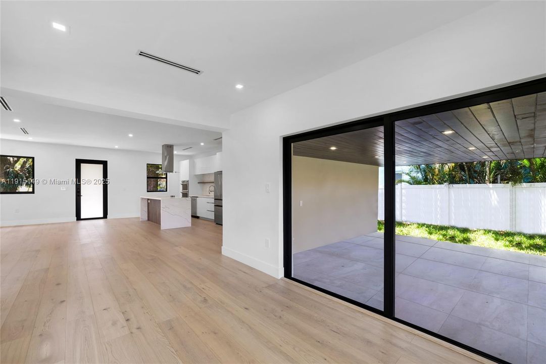 Activo con contrato: $1,180,000 (3 camas, 3 baños, 1562 Pies cuadrados)