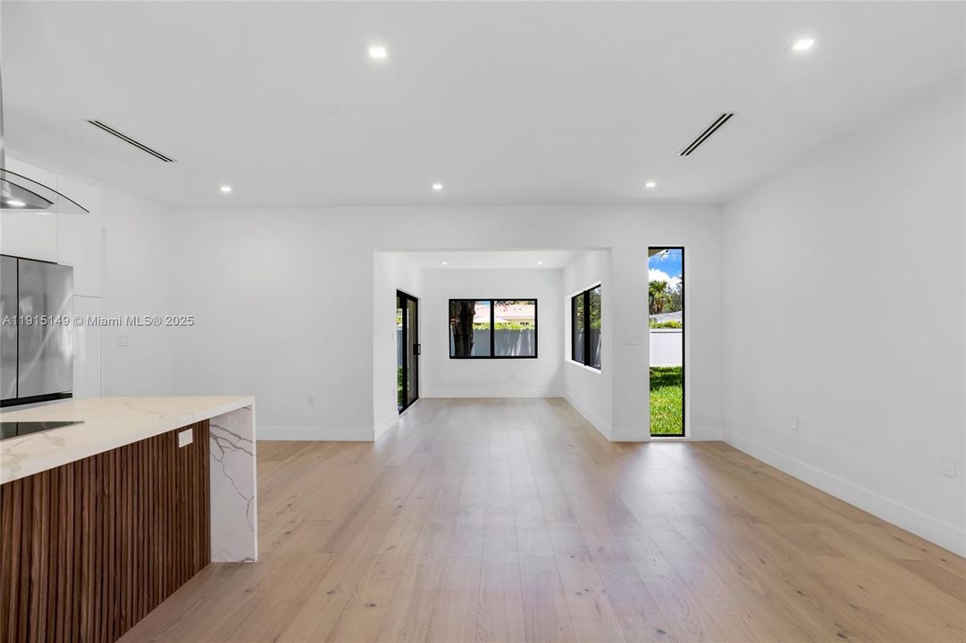 Activo con contrato: $1,180,000 (3 camas, 3 baños, 1562 Pies cuadrados)