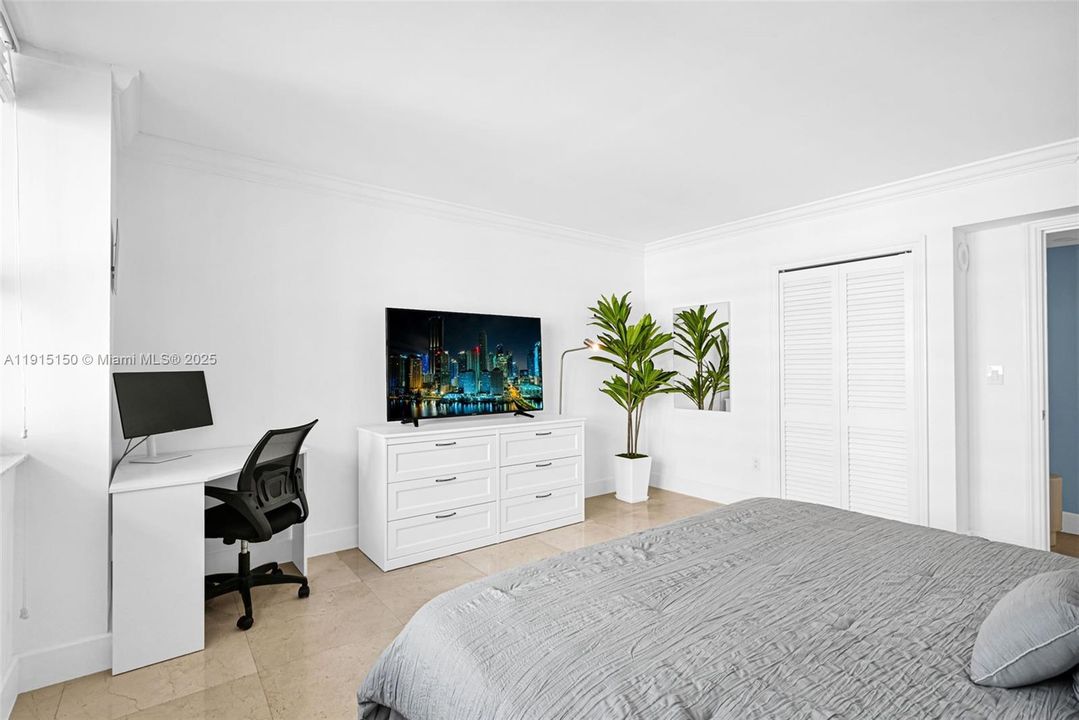 For Sale: $869,000 (3 beds, 2 baths, 1510 Square Feet)