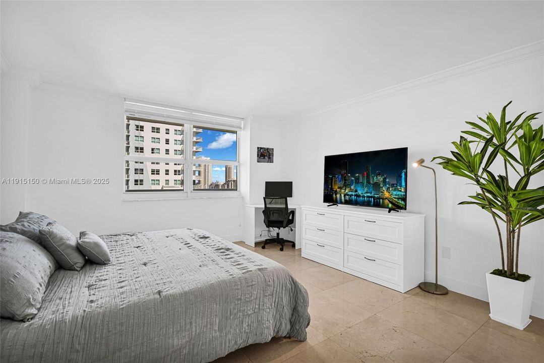 For Sale: $869,000 (3 beds, 2 baths, 1510 Square Feet)