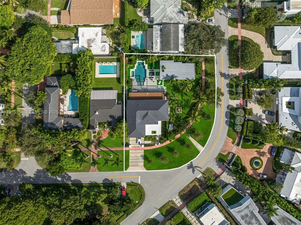 For Sale: $10,750,000 (5 beds, 6 baths, 6162 Square Feet)