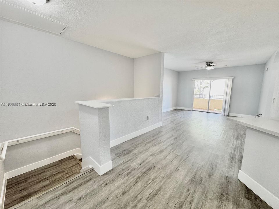 En Venta: $220,000 (1 camas, 1 baños, 878 Pies cuadrados)