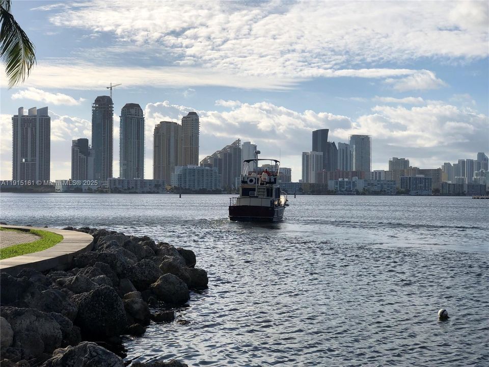 待售: $199,000 (没有数据)