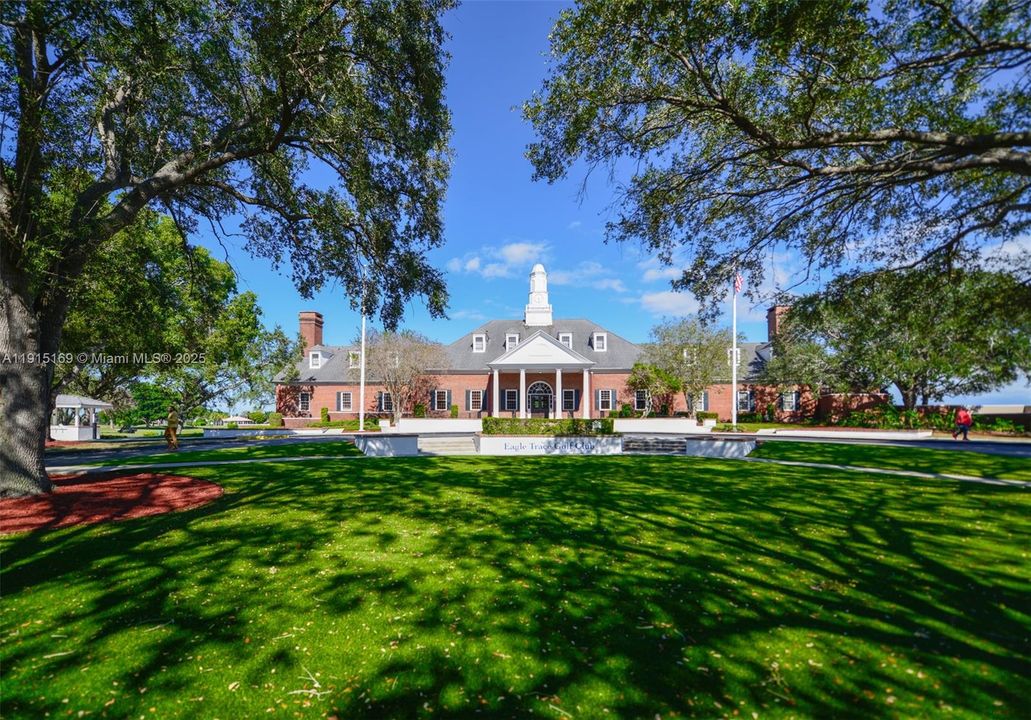 En Venta: $850,000 (5 camas, 3 baños, 2879 Pies cuadrados)