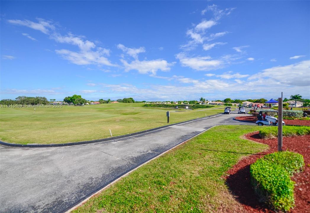 En Venta: $850,000 (5 camas, 3 baños, 2879 Pies cuadrados)