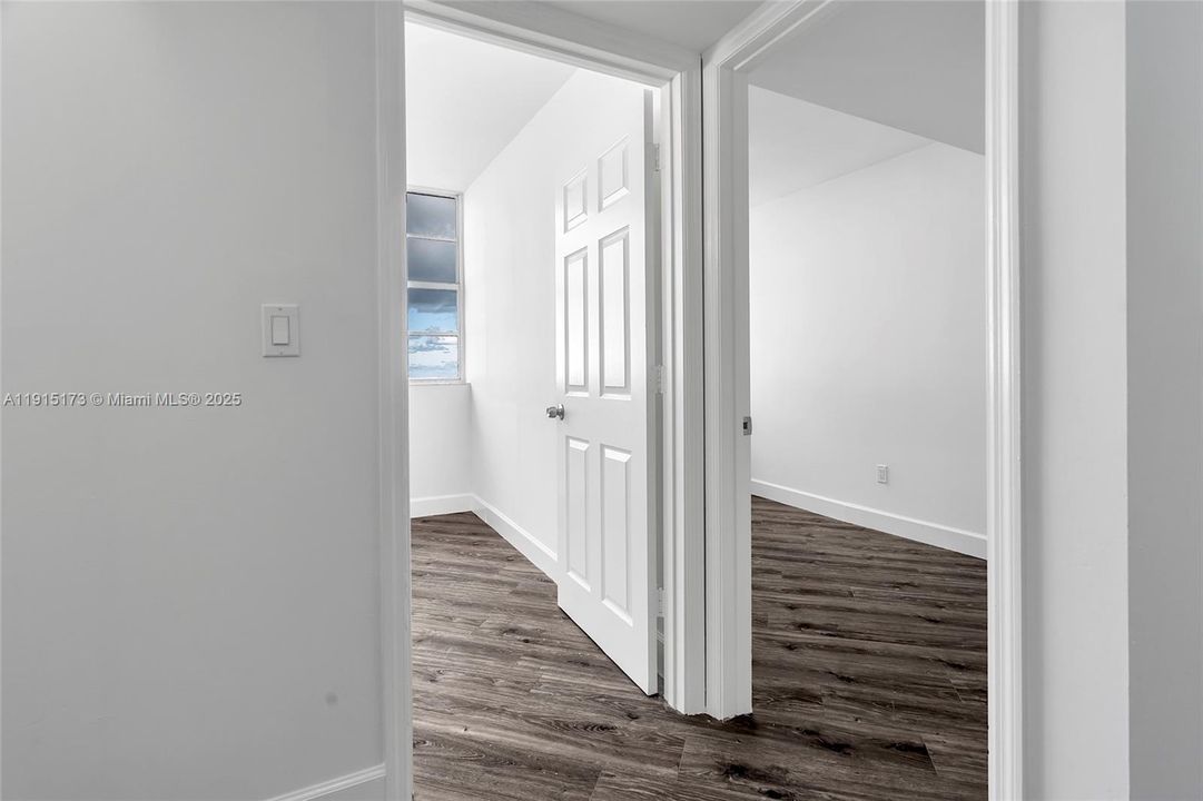 For Sale: $786,000 (4 beds, 2 baths, 1734 Square Feet)