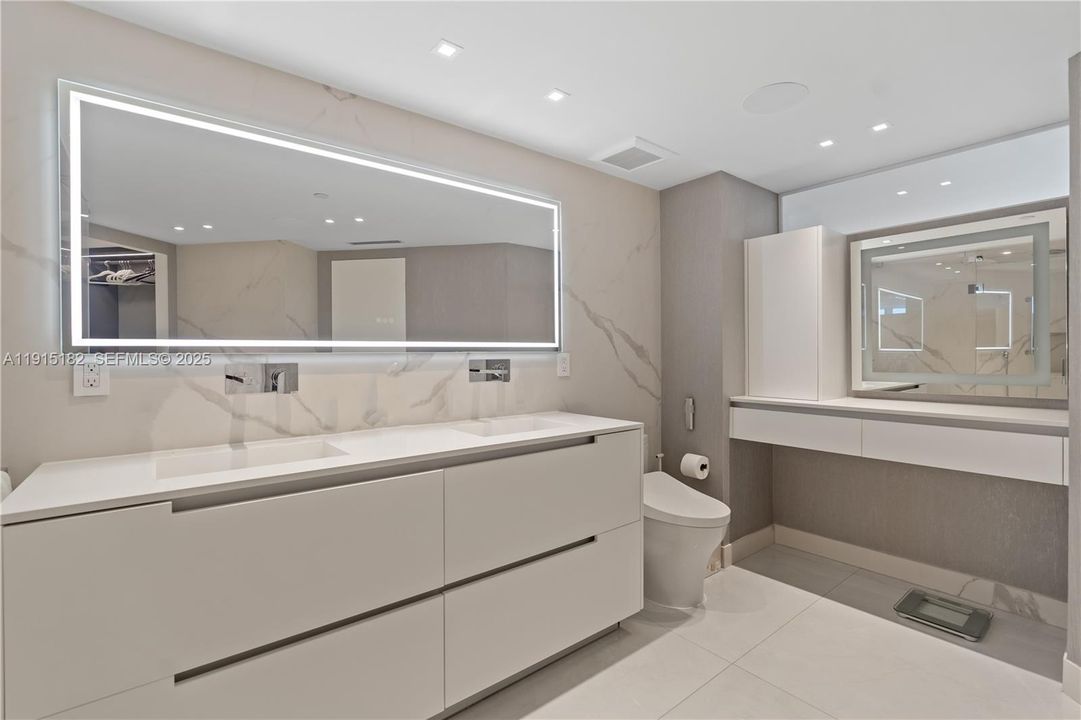 1st bathroom-primary