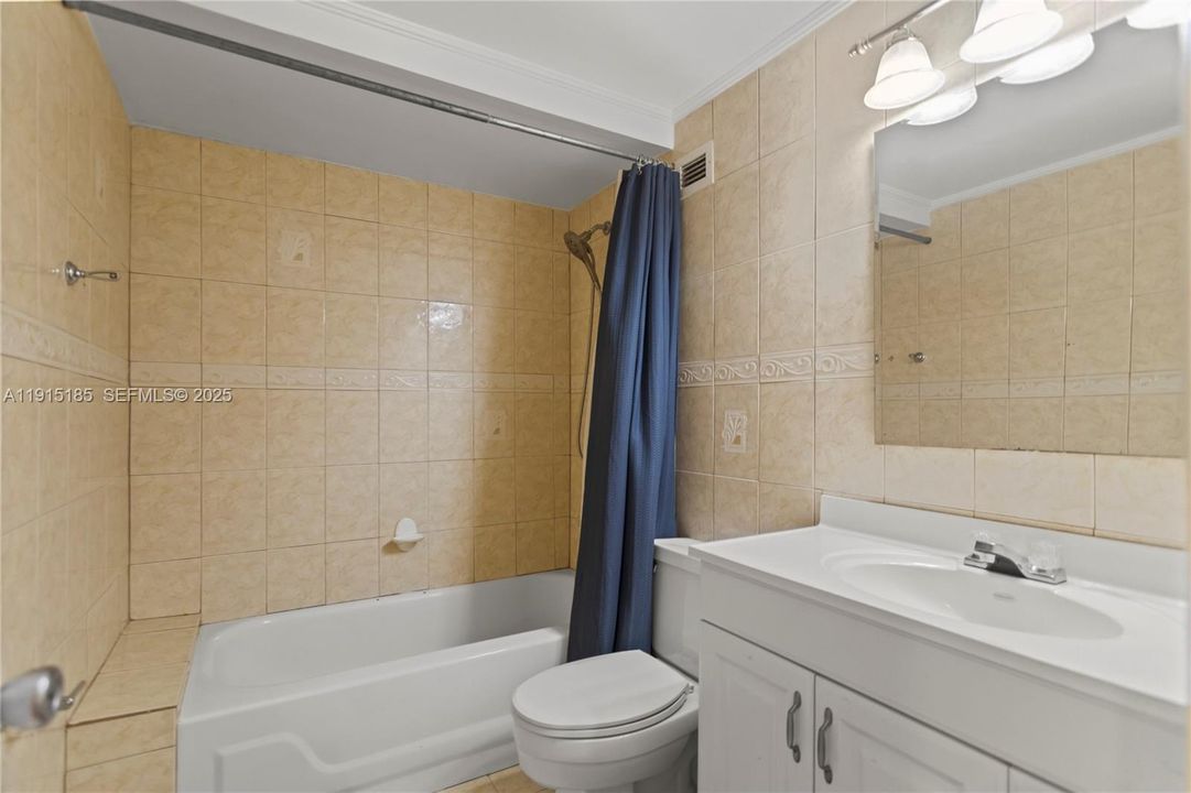 Под контрактом: $269,000 (2 спален, 2 ванн, 1262 Квадратных фут)