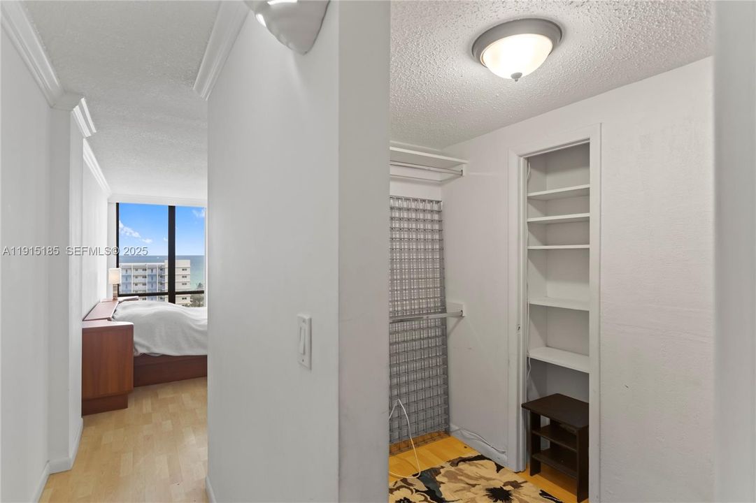 Под контрактом: $269,000 (2 спален, 2 ванн, 1262 Квадратных фут)