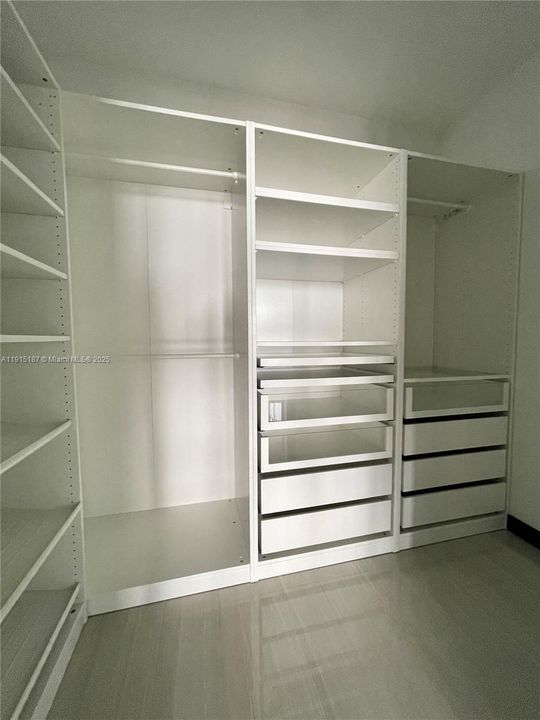 Master Bedroom walk in Closet