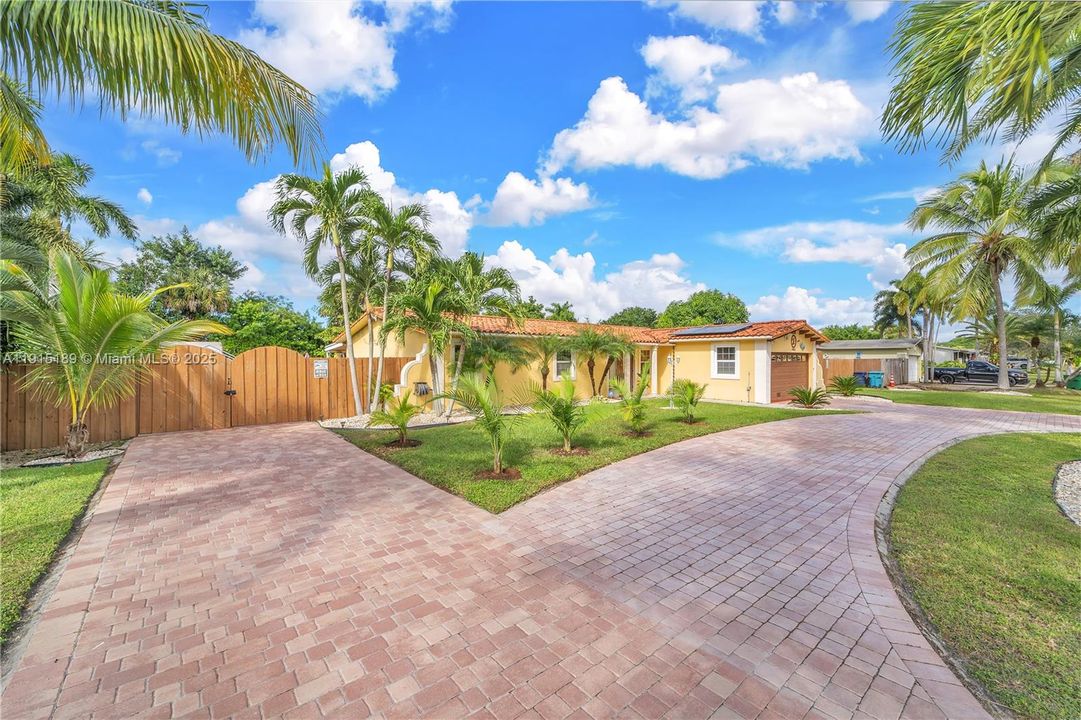 На продажу: $730,000 (3 спален, 2 ванн, 1550 Квадратных фут)