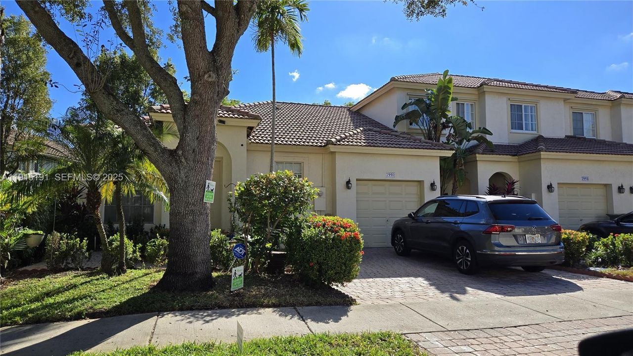 En Venta: $480,000 (3 camas, 2 baños, 1348 Pies cuadrados)