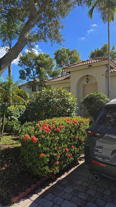 En Venta: $480,000 (3 camas, 2 baños, 1348 Pies cuadrados)