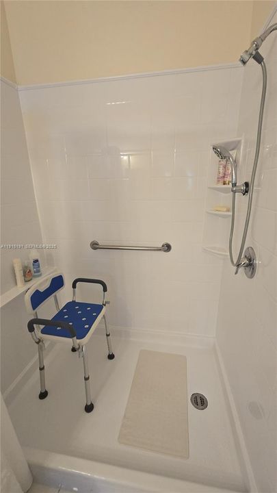 En Venta: $480,000 (3 camas, 2 baños, 1348 Pies cuadrados)