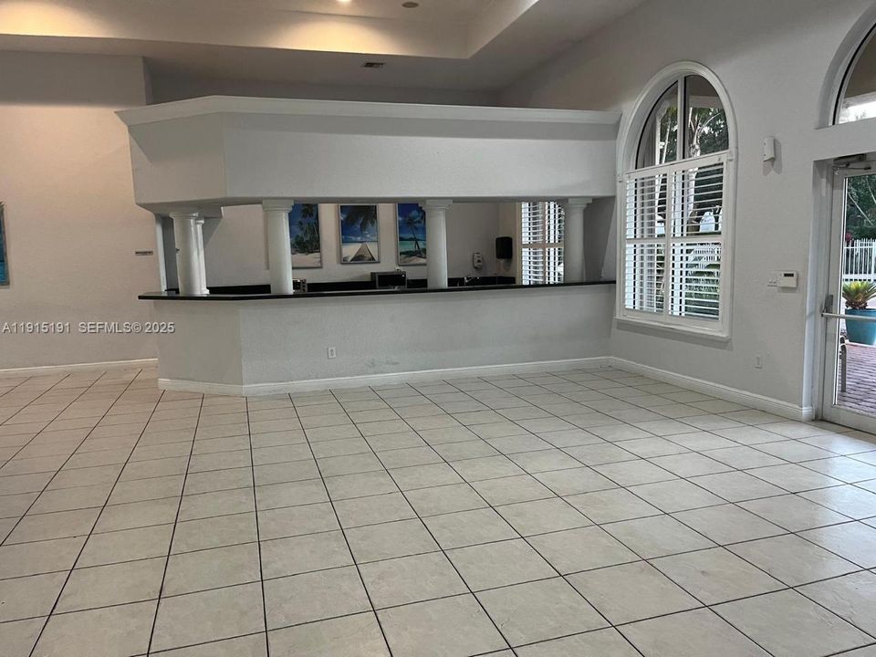 En Venta: $480,000 (3 camas, 2 baños, 1348 Pies cuadrados)