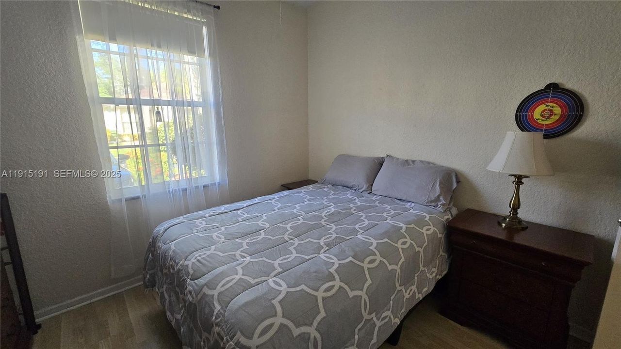 En Venta: $480,000 (3 camas, 2 baños, 1348 Pies cuadrados)