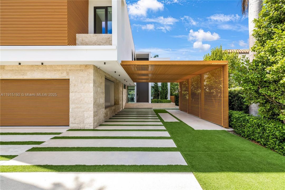 For Sale: $21,999,000 (4 beds, 5 baths, 4866 Square Feet)