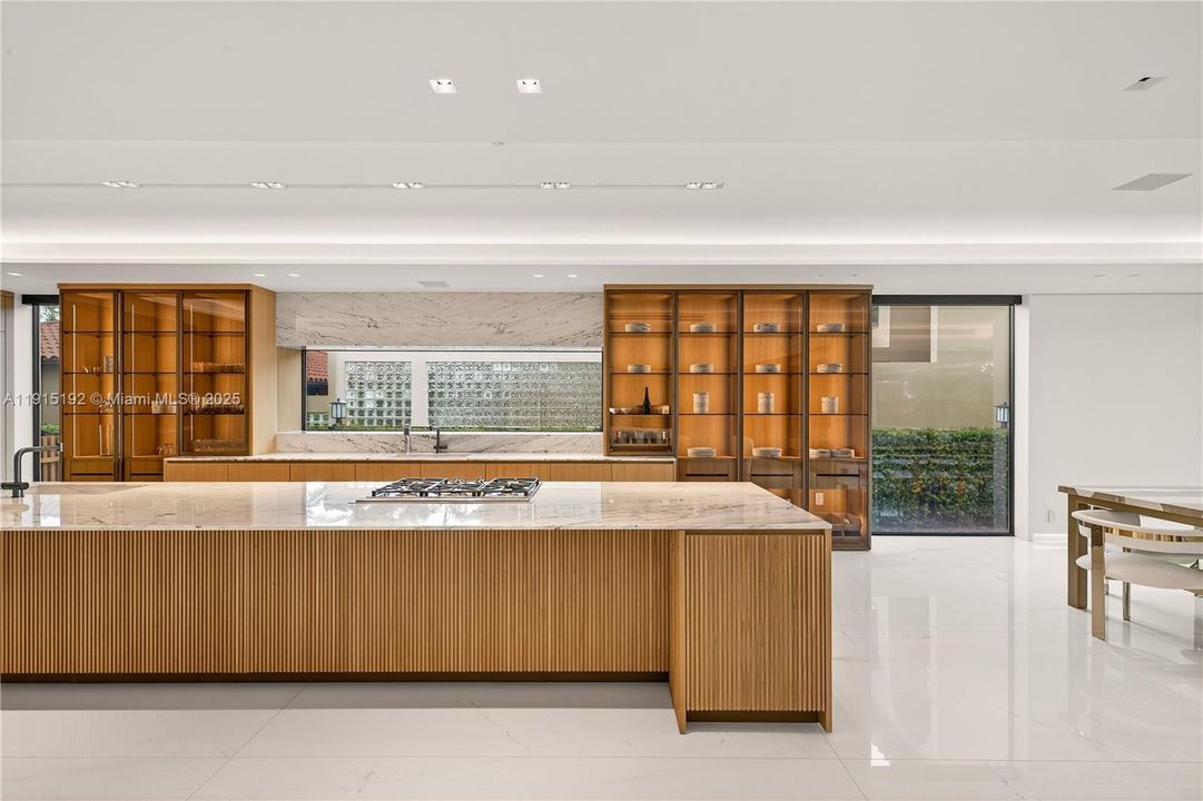 For Sale: $21,999,000 (4 beds, 5 baths, 4866 Square Feet)