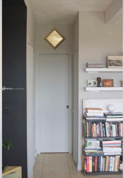 合同活跃: $1,450 (1 贝兹, 1 浴室, 653 平方英尺)