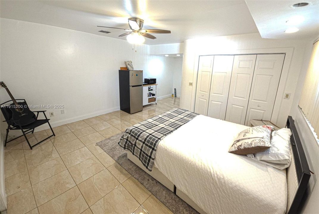 待售: $799,900 (4 贝兹, 3 浴室, 2166 平方英尺)