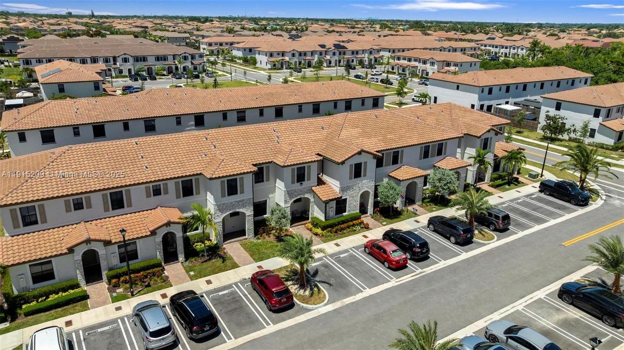 En Venta: $449,000 (3 camas, 2 baños, 1483 Pies cuadrados)