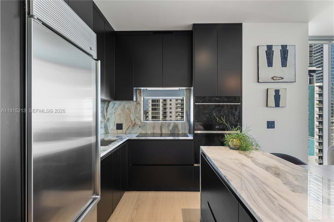 For Sale: $1,650,000 (2 beds, 2 baths, 1588 Square Feet)