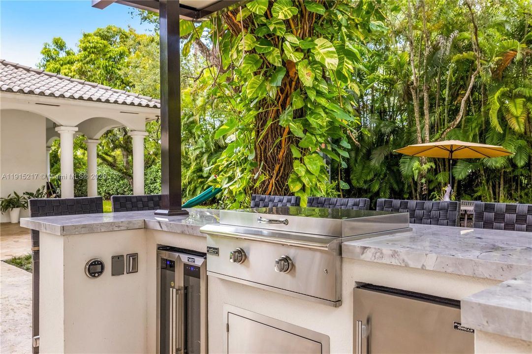 En Renta: $35,000 (7 camas, 7 baños, 6318 Pies cuadrados)