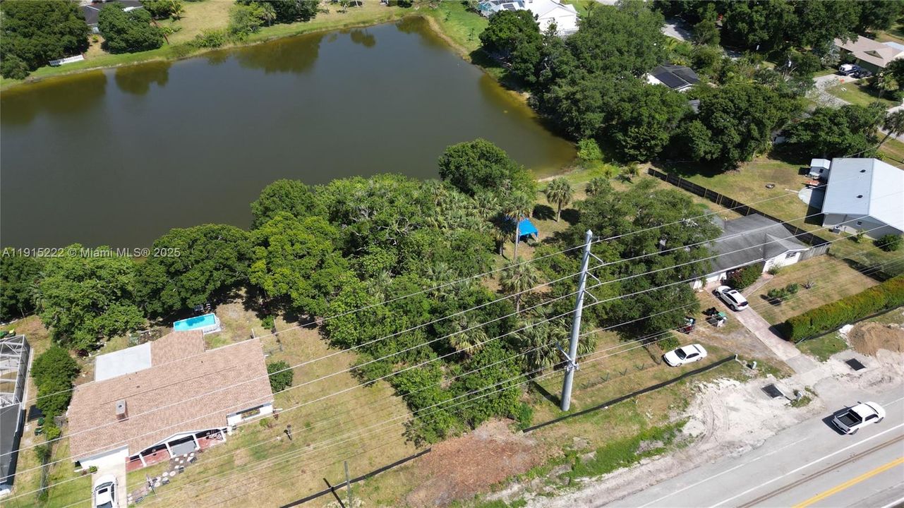 待售: $59,000 (0.24 acres)