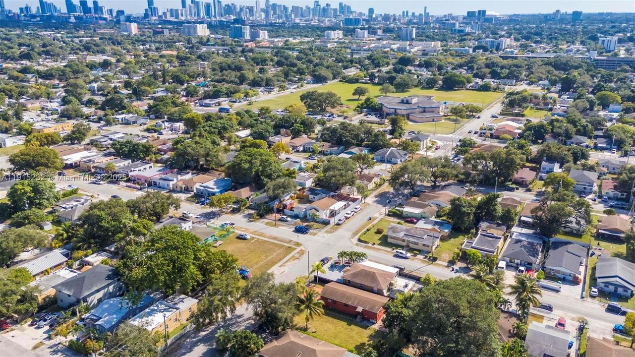 Active With Contract: $375,000 (4 beds, 2 baths, 1158 Square Feet)