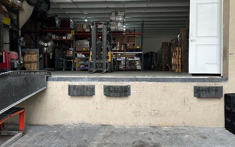 待售: $2,590,000 (0 贝兹, 0 浴室, 0 平方英尺)