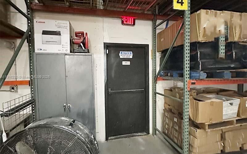 待售: $2,590,000 (0 贝兹, 0 浴室, 0 平方英尺)