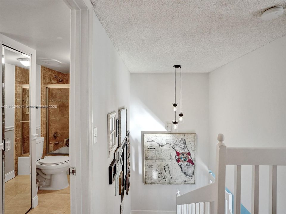 For Sale: $449,000 (3 beds, 2 baths, 1654 Square Feet)