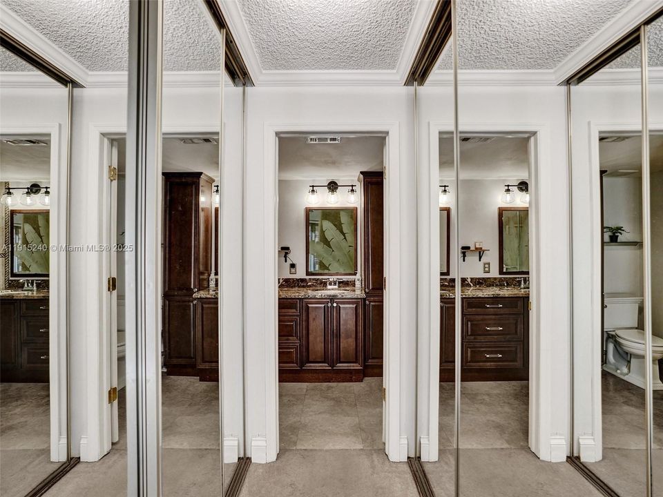 For Sale: $449,000 (3 beds, 2 baths, 1654 Square Feet)