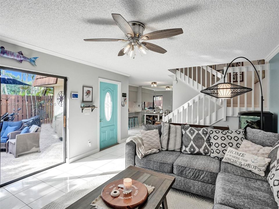 For Sale: $449,000 (3 beds, 2 baths, 1654 Square Feet)