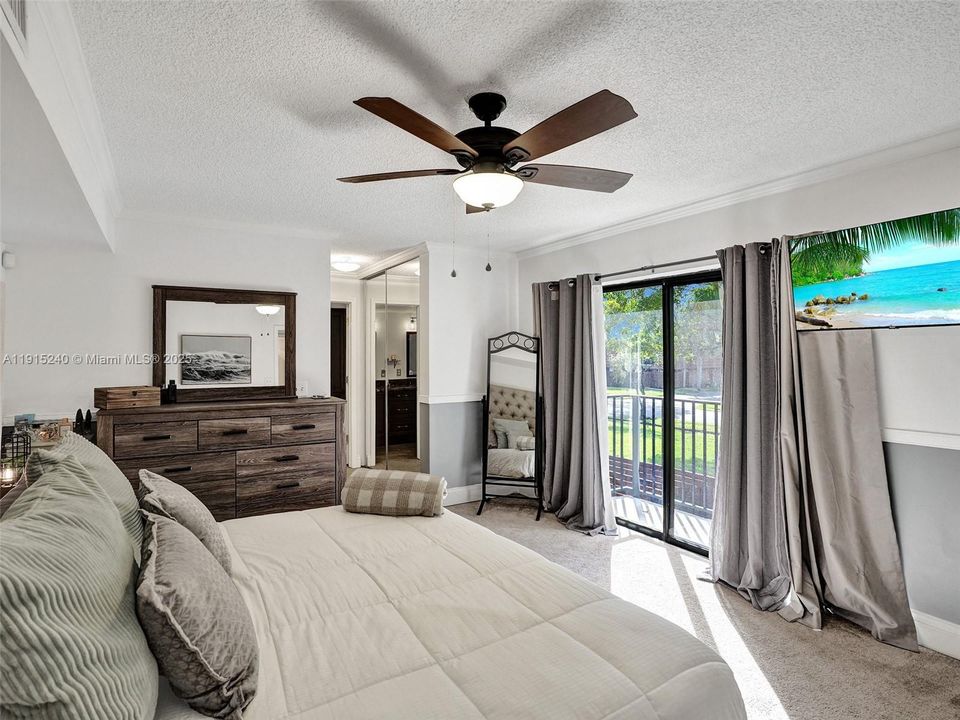 For Sale: $449,000 (3 beds, 2 baths, 1654 Square Feet)